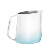 Питчер для молока MHW-3BOMBER GT Milk Pitcher 600 мл Gradient Blue – профессиональный молочник для латте-арт, идеальной микропены и кофеен  P6847BL