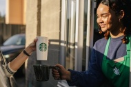 Starbucks запускает программу «Starbucks Personal Cup”