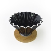 Воронка керамическая AnyBar Оригами VK11000631D-B, 3-4 чашки, черная