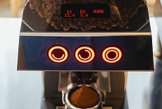 Кофемолка La Marzocco Swan: Экспертный отчет о характеристиках и технологических инновациях