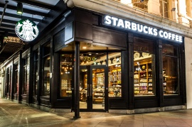 Starbucks приостановит всю деятельность в России
