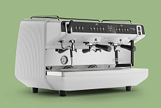 Nuova Simonelli Appia Viva: Эволюция Комфорта, Производительности и Стабильности в Кофейне Nuova Simonelli Appia Viva: Эволюция Комфорта, Производительности и Стабильности в Кофейне