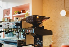Кофемолка La Marzocco Swan: Экспертный отчет о характеристиках и технологических инновациях