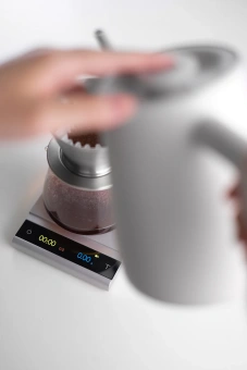 Профессиональные весы Varia AKU PRO Scale с режимами Flow/Spro (2 кг / 0.01 г, OLED дисплей)