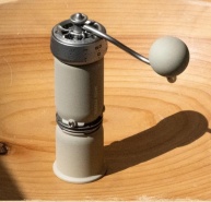 Механический панк в мире кофе: SOU SIK P-1 — игрушка для гиков или революция в ручном помоле?