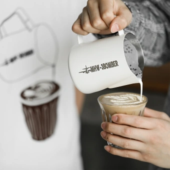 Питчер для молока MHW-3BOMBER Milk Frothing Pitcher 3.0 White, 600 мл – профессиональный питчер для латте-арта из нержавеющей стали SUS304, P3013W