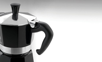 Гейзерная кофеварка Bialetti Moka Express чёрная на 3 порции 4952 2