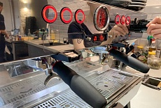 ﻿La Marzocco KB90 – профессиональная кофемашина для высоконагруженных кофеен