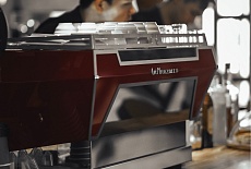 ﻿La Marzocco KB90 – профессиональная кофемашина для высоконагруженных кофеен