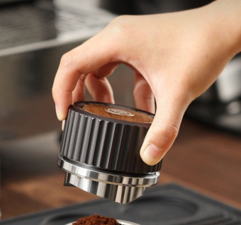 Распределитель молотого кофе ZeroHero Coffee Distributor - Tri-Blade Leveler Tool 58 мм. серый