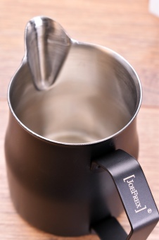 Питчер молочник для каппучино и латте JoeFrex latte-art, цвет чёрный, ёмкость 350 мл 3