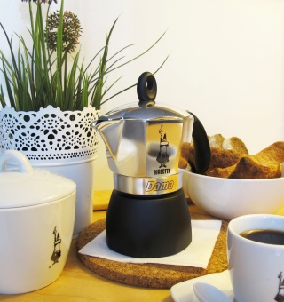 Гейзерная кофеварка Bialetti DAMA GRAN GALA на 3 порции 3