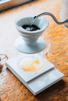 Весы для кофе HARIO Polaris, цвет: белый CST-2000-W