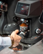 Полный гид по кофемолкам Fiorenzato F64: E, EVO, PRO, XGi и Sense — какую выбрать для кофейни