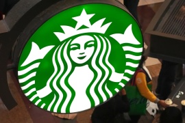 Сотрудники Starbucks подали в суд из-за нового дресс-кода компании