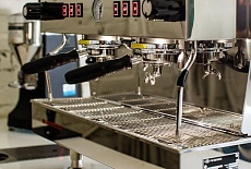 Кофемашина La Marzocco Linea Classic S AV 2: легенда третьей волны для вашей кофейни