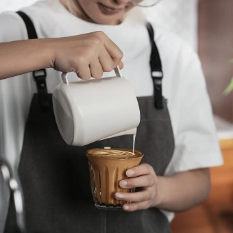 Питчер для молока MHW-3BOMBER GT Milk Pitcher 600 мл Matte White – профессиональный молочник для латте-арт, идеальной микропены и кофеен P5181