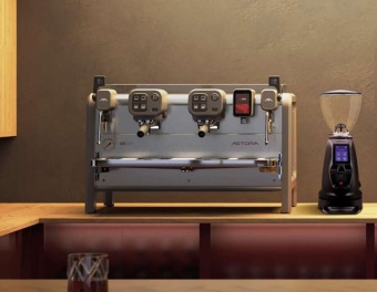 Кофемашина эспрессо рожковая Astoria AB200 2 группы, выокие, атоматическая, с дисплеем, цвето черный хром | интернет-магазин товаров для кофеен ТЕРРИТОРИЯ КОФЕ