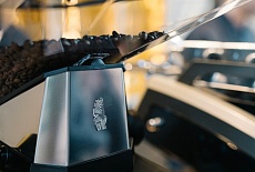 Кофемолка La Marzocco Swan: Экспертный отчет о характеристиках и технологических инновациях