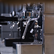 Ваша кухня станет изысканным кафе-баром.⁣⁣⠀