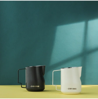 Питчер для молока MHW-3BOMBER Turbo Milk Pitcher Matte Black, 350 мл – профессиональный питчер для вспенивания молока и латте-арта P6007MB