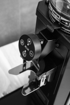 Кофемолка для эспрессо XLVI T14 - 75650, жернова 75 мм, 650 обмин (4)