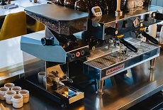 Кофемолка La Marzocco Swan: Экспертный отчет о характеристиках и технологических инновациях